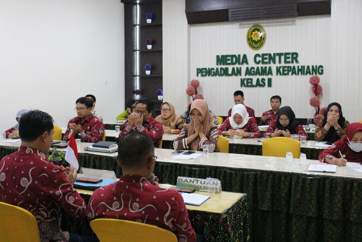 rapat4.jpg